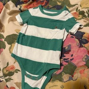 Baby GAP onesie, size 6-12 months
